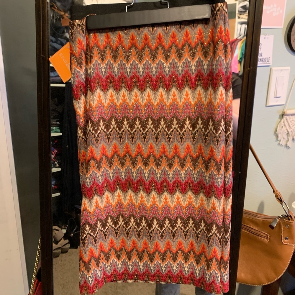 Junie Blake size small elastic skirt.